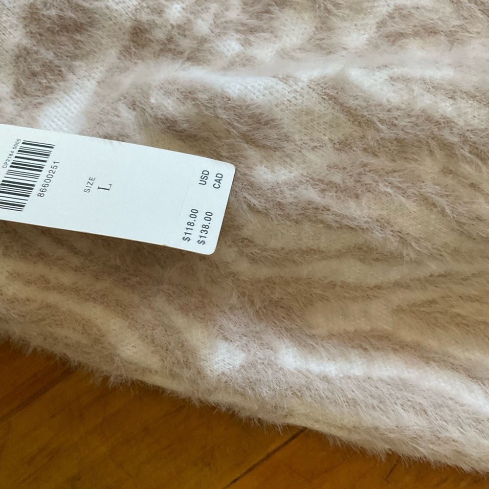 Pilcro Animal Eyelash Sweater
Color: NEUTRAL MOTIF - Picture 5 of 12